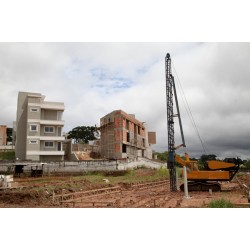 Governo do Paraná lança projeto de qualificação profissional para mulheres na construção civil